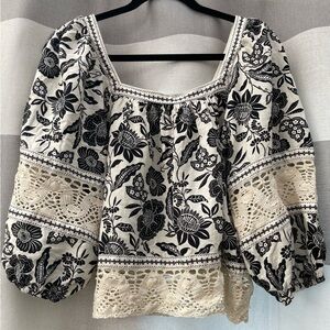 Medium - square top - baggy